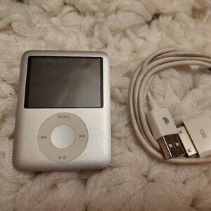 Apple IPod Nano 4th Generation | 4gb